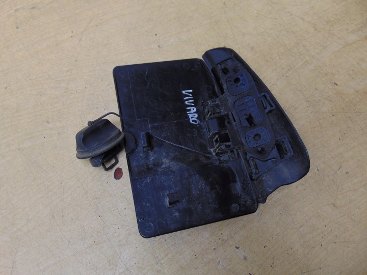 CLAPET GOULOTTE DE REMPLISSAGE CARBURANTS BOUCHON TRAFIC II VIVARO A 8200030800
