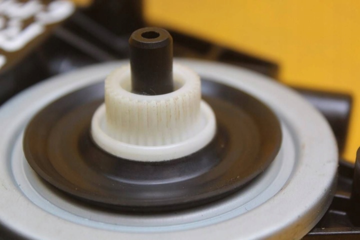 PETIT MOTEUR CONTRÔLEUR VITRES DROIT AVANT VOVLO V60 I 966269103 NR425