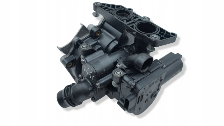 AUDI A6 S6 C8 4K 2024 POMPE À EAU 06L121111N