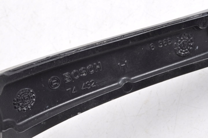 ASTON MARTIN DB11 BRAS ESSUIE-GLACES AVANT HY53-17527-AA HY53-17526-AA