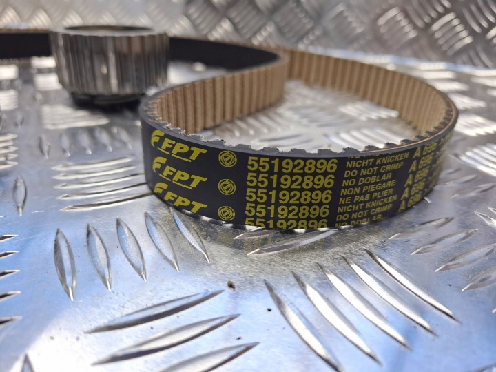 KIT COURROIE DISTRIBUTION FIAT ALFA 159 1.9 JTD 8V 71754560 55192896