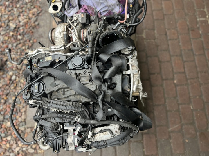 MERCEDES-BENZ W238 W213 W205 EUROPE MOTEUR M654.920 194KM 2.0D
