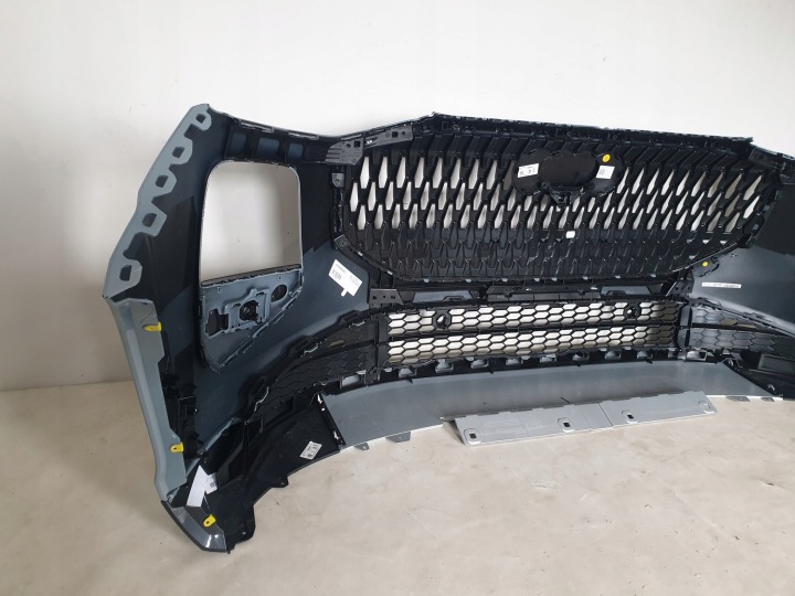 AUDI Q3 III 83H 25- PARE-CHOCS AVANT AVANT 6 X PDC 83H807437