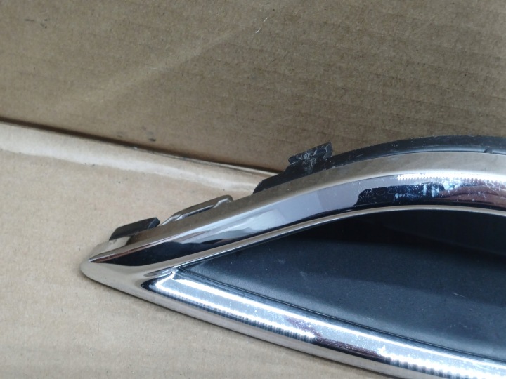 BOUCHON CHROME PARE-CHOCS ARRIÈRE VW T-ROC GAUCHE 2GA807233