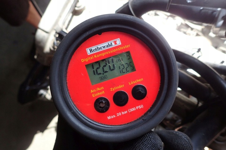 YAMAHA FJR 1300 (01-02) MOTEUR 64412 KM
