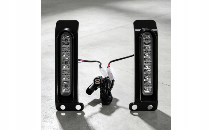 SMUKLE FEUX MOTOCYCLETTE LED AVEC FAISCEAU DE CÂBLES FILS POUR KIEROWCOW