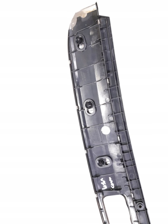 PROTECTION REVÊTEMENT SEUIL COUVERCLES DE COFFRE W203 UNIVERSEL LIFT A2036901887