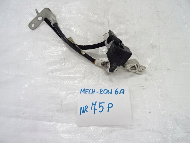 LEXUS UX SERRE-CÂBLE NÉGATIVE BATTERIE 28850-70010
