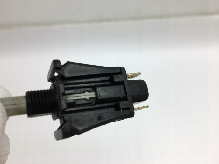 CAPTEUR KRANCOWKA COUVERCLES DE COFFRE COUVERCLES COUVERCLES DE COFFRE MERCEDES W124 2018202110 W201 190