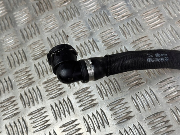 CONDUITES DE DÉRIVATION REFROIDISSEMENT EV JAGUAR F-PACE M8A28A589BB