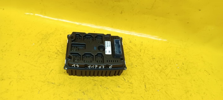 MONITEUR RADIO VECTRA C 02-05R 13117636
