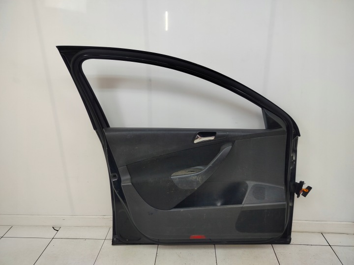 VOLKSWAGEN VW PASSAT B6 06R- PORTES GAUCHE AVANT GAUCHE AVANT LC9X