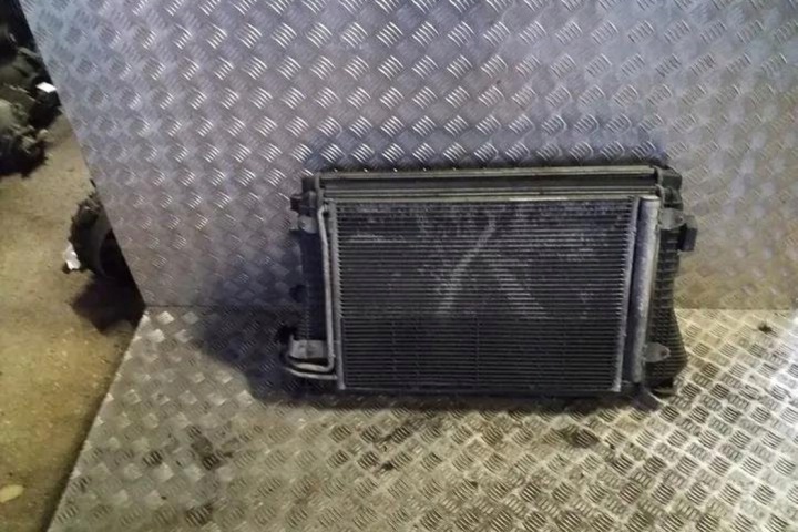 ENSEMBLE RADIATEURS SKODA OCTAVIAII (1Z3) 3C0121253K 2.0L DIESEL 103KW 2011
