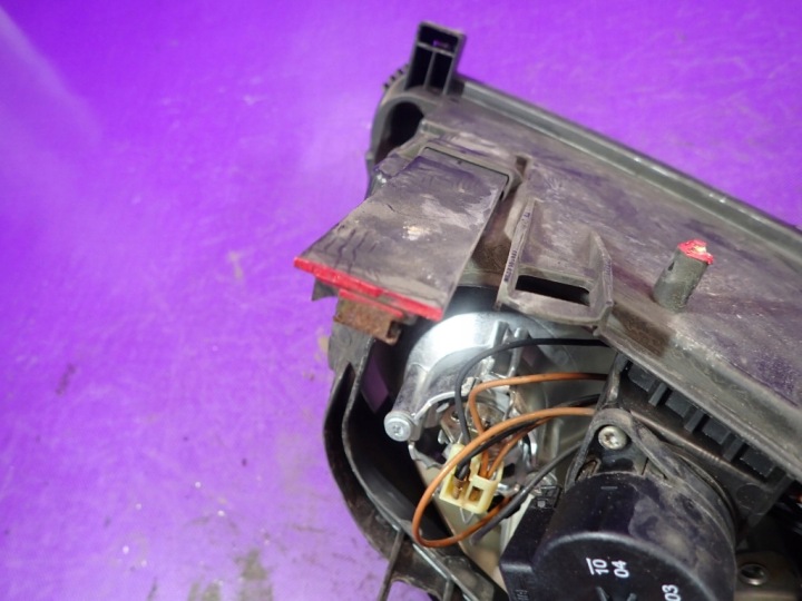 FORD FOCUS C-MAX I MK1 PROJECTEUR GAUCHE PHARE GAUCHE XÉNON 3M5113006EH