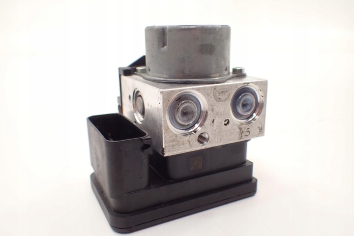 POMPE DE FREIN ABS BMW G 310 R 17-
