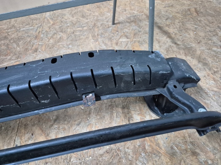 VW SHARAN 7N ALHAMBRA POUTRE PARE-CHOCS AVANT AVANT