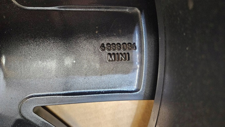 JANTE ALUMINIUM MINI COUNTRYMAN F60 8X19″ ET47 6888084