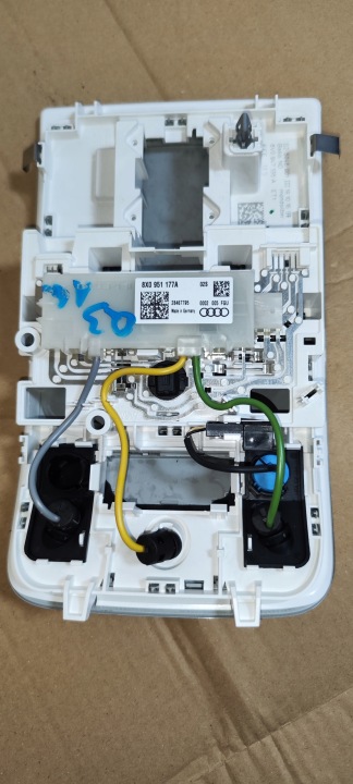 AMPOULE PLAFONNIERS AUDI Q3 8U 2016 8X0951177A