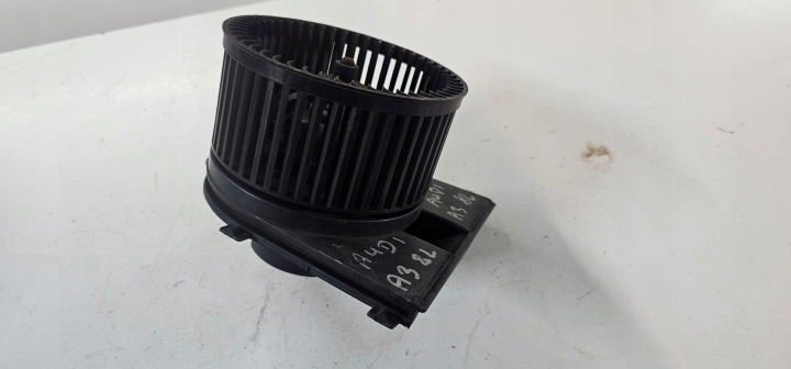 VW GOLF IV AUDI A3 SEAT LEON I SKODA VENTILATEUR VENTILATEUR CONDUIT D'AIR 1J1819021