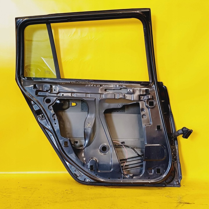 PORTES GAUCHE ARRIÈRE GAUCHE ARRIÈRE RENAULT MEGANE II LIFT UNIVERSEL LAK. TEB66 NR1892