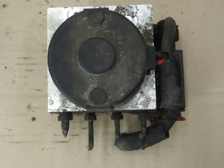 HYUNDAI H-1 I POMPE ABS 58910-4A050