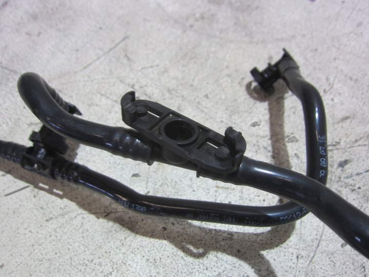 BMW X1 F48 B46 F39 F54 F60 FIL VENTILATION RÉSERVOIR 7640053