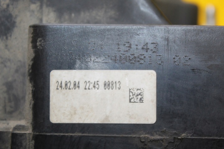 COUVERCLE DE SOUPAPES DROITE 75221510 BMW E65 4.4 B
