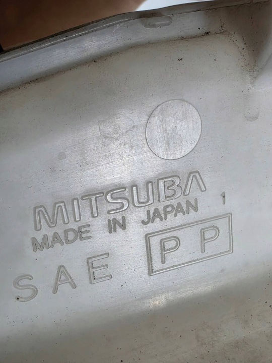 MITSUBISHI ASX 10- OUTLANDER III 12- RÉSERVOIR RÉSERVOIR LAVE-GLACES ORIGINAL