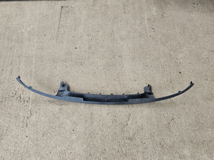 RENAULT CLIO II MOULURE GRILLE CALANDRE 7700415849