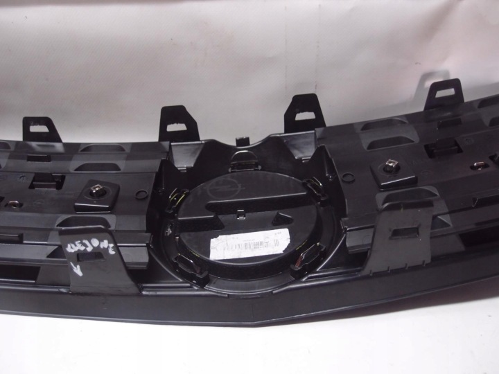 GRILLE CALANDRE OPEL VIVARO III C 9833128577