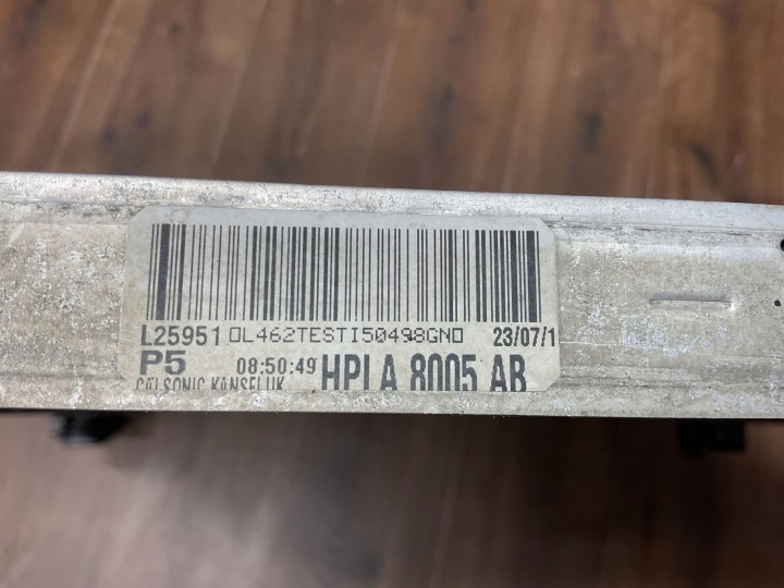 LAND ROVER OE HPLA8005AB RADIATEUR EAU