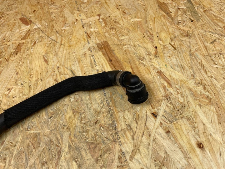 TUYAU TUYAU FIL EAU MERCEDES W205 W253 W213 W238 A2055014784