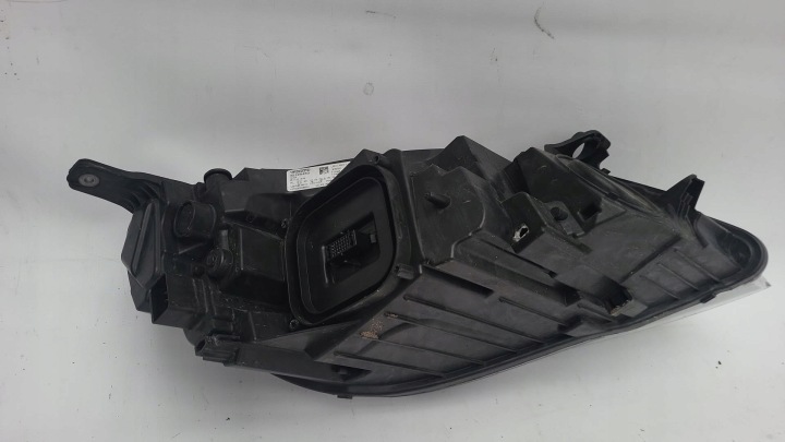 VOLVO V40 LIFT 16- COMPLET LED MID PHARE GAUCHE AVANT AVANT 32228483