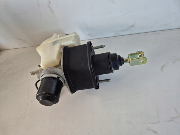 MERCEDES E CLASSE W211 SERVO POMPE DE FREIN A0004300312
