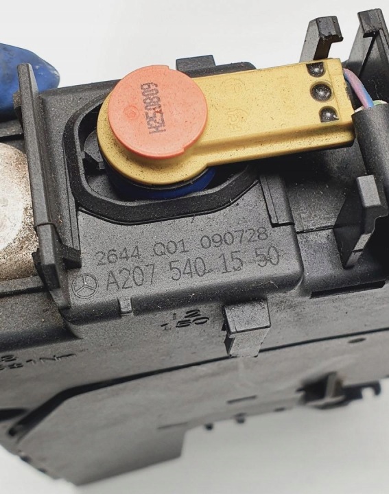 MODULE AKUMLATORA MERCEDES W207 A2075401550