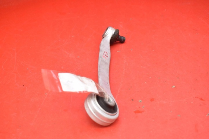 BRAS DE SUSPENSION SUPÉRIEUR DROIT AVANT AVANT M-S0645 AUDI A6 C5 3.0 V6 220 KM 01-04