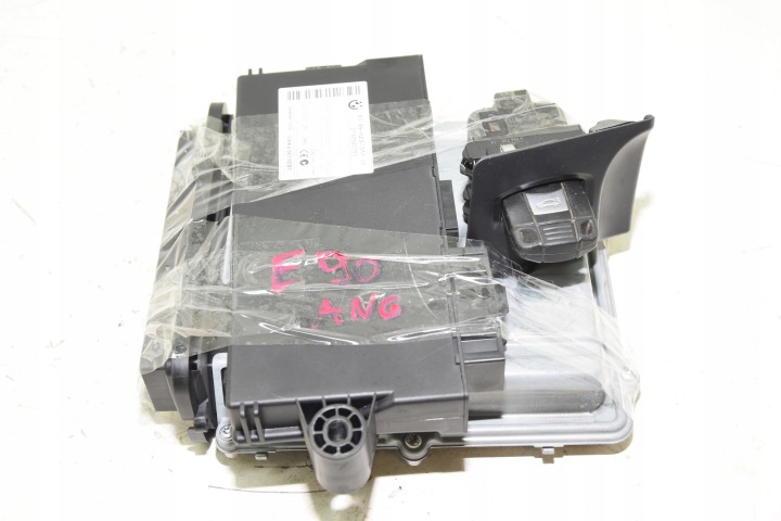 ORDINATEUR MOTEUR BMW OE 8510832
