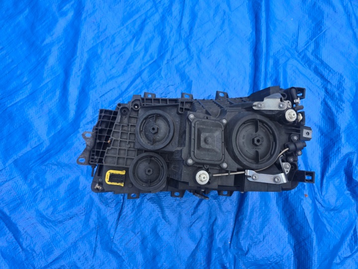 SCANIA R AVEC PHARE DROITE 2655841