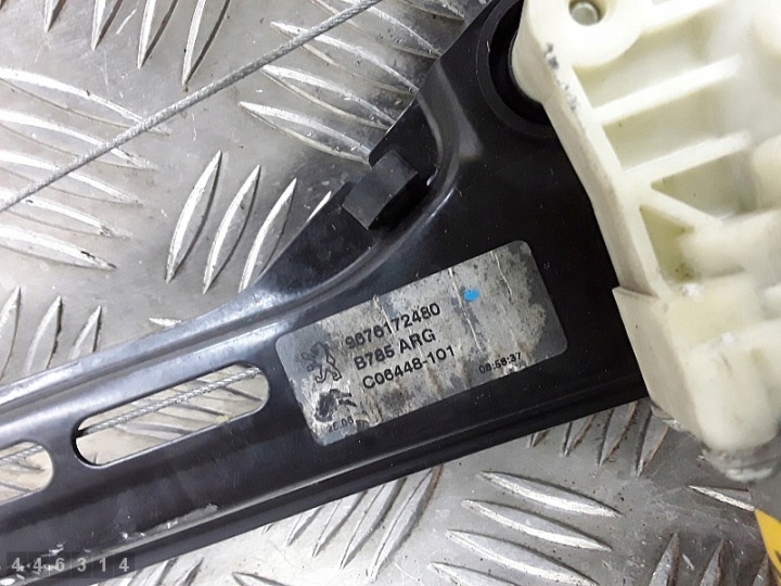 2013 CITROEN C4 PICASSO RÉGULATEUR VITRES 9676172480