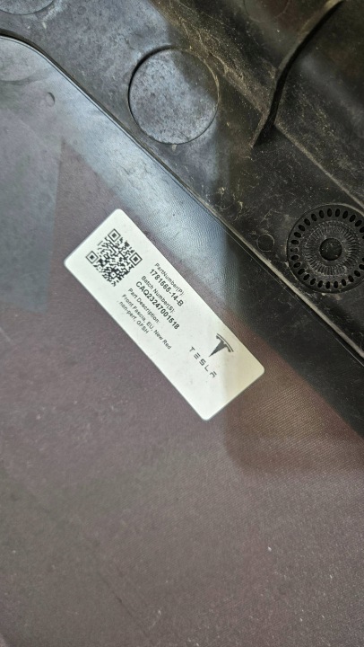 PARE-CHOCS AVANT AVANT TESLA MODÈLE 3 LIFT 2023- 1781565-14-B