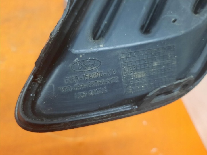 MOULURE AVANT DROITE TOYOTA YARIS CROSS AVANT