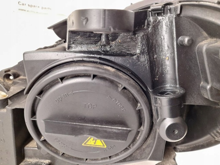 PROJECTEUR DROITE CÔTÉ MERCEDES-BENZ C W204 2048205659
