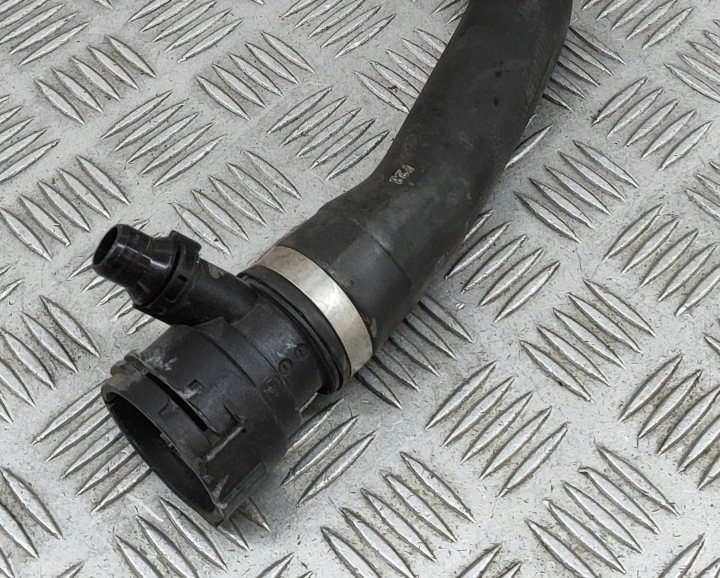 BMW X5 F15 2012 FIL TUYAU RADIATEUR