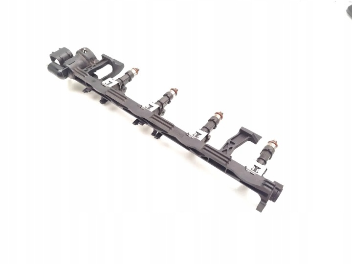 FORD C-MAX INJECTEURS ENSEMBLE 1.6 TI ESSENCE 77KW (105 HP) 0280158207