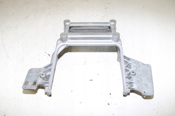 SUPPORT COLONNES DIRECTION MERCEDES ACTROS MP4 A9604610235 FIXATION
