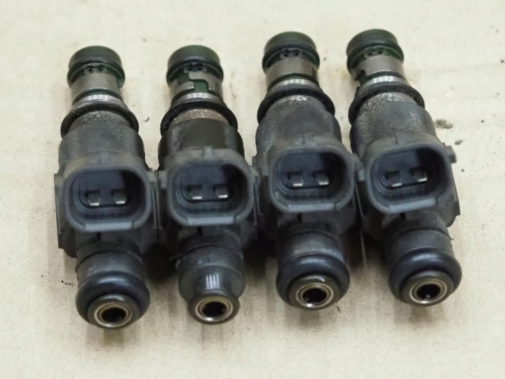 FBLC100 INJECTEUR SUBARU LEGACY III 2.0 EJ20