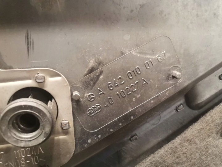 MERCEDES-BENZ R W251 PROTECTION MOTEUR