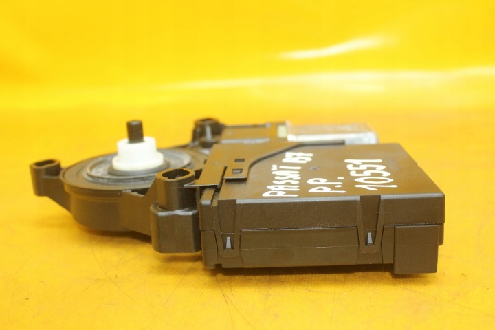 PETIT MOTEUR CONTRÔLEUR VITRES DROIT AVANT VW PASSAT B7 3C0959792C 3AA959702A