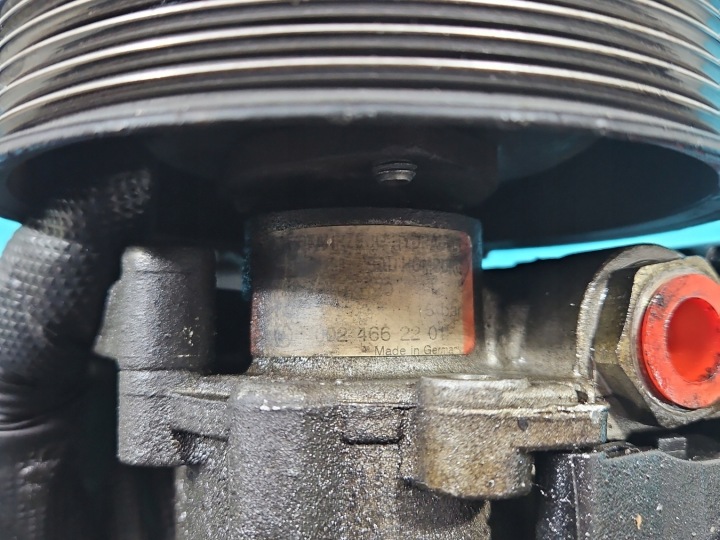 POMPE AMPLIFICATEUR MERCEDES W210 0024662201 2.2D