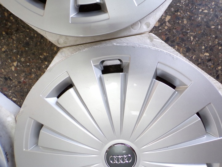 4 PIEZAS ORIGINAL TAPACUBOS AUDI A3 A4 A6 Q2 Q3_16'' 